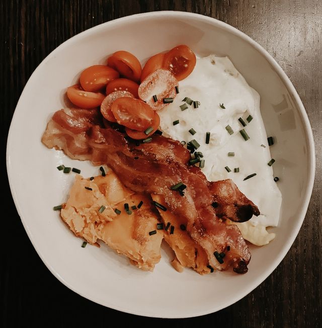 BEST Bowl: bacon, egg, sweet potato, tomato